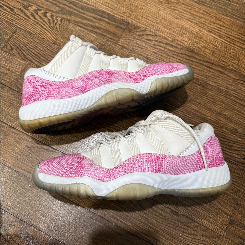 Jordan 11 pink snakeskin (2013)